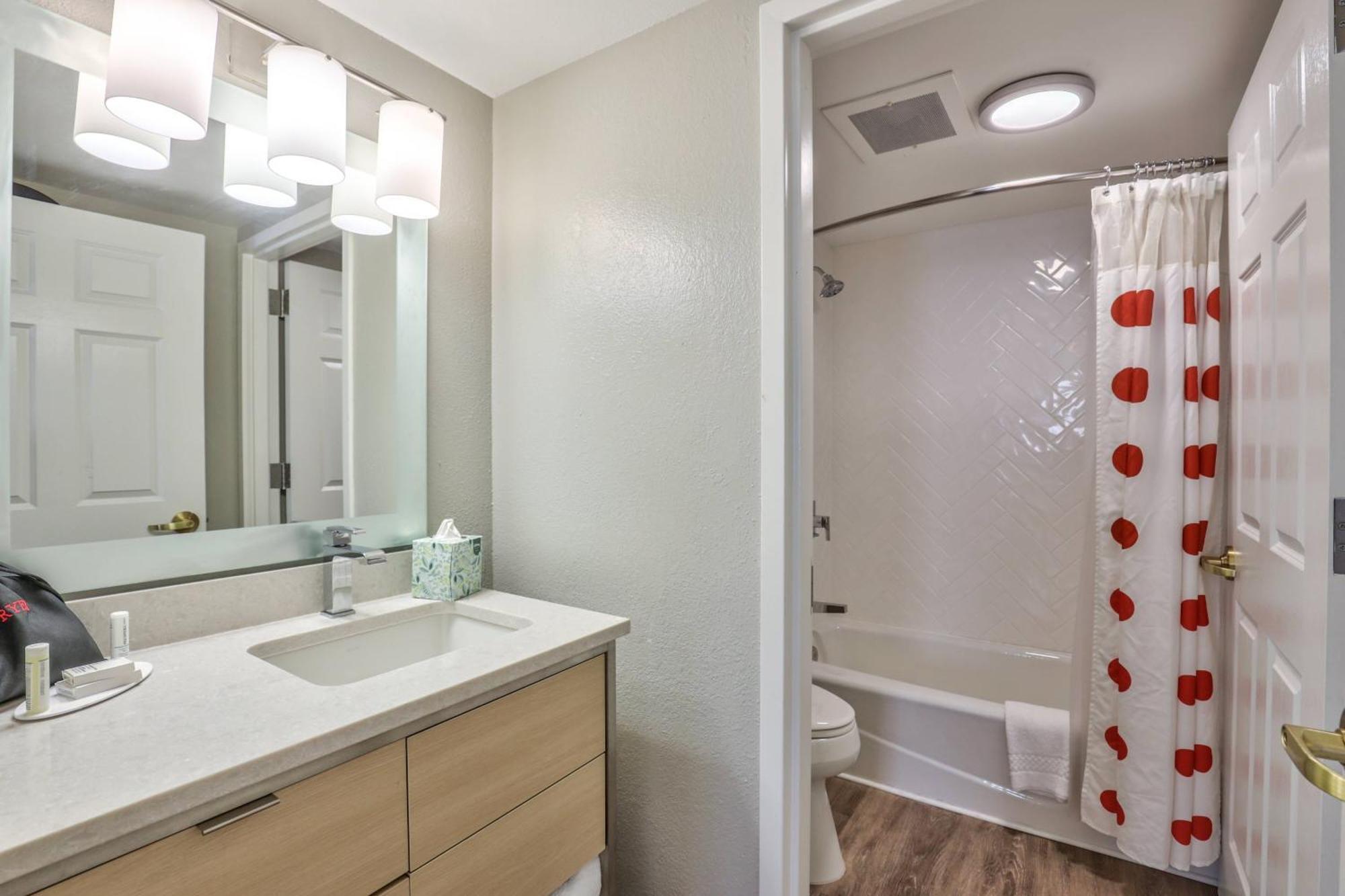 Alluxsuites At 1876, Ascend Hotel Collection Tallahassee Luaran gambar