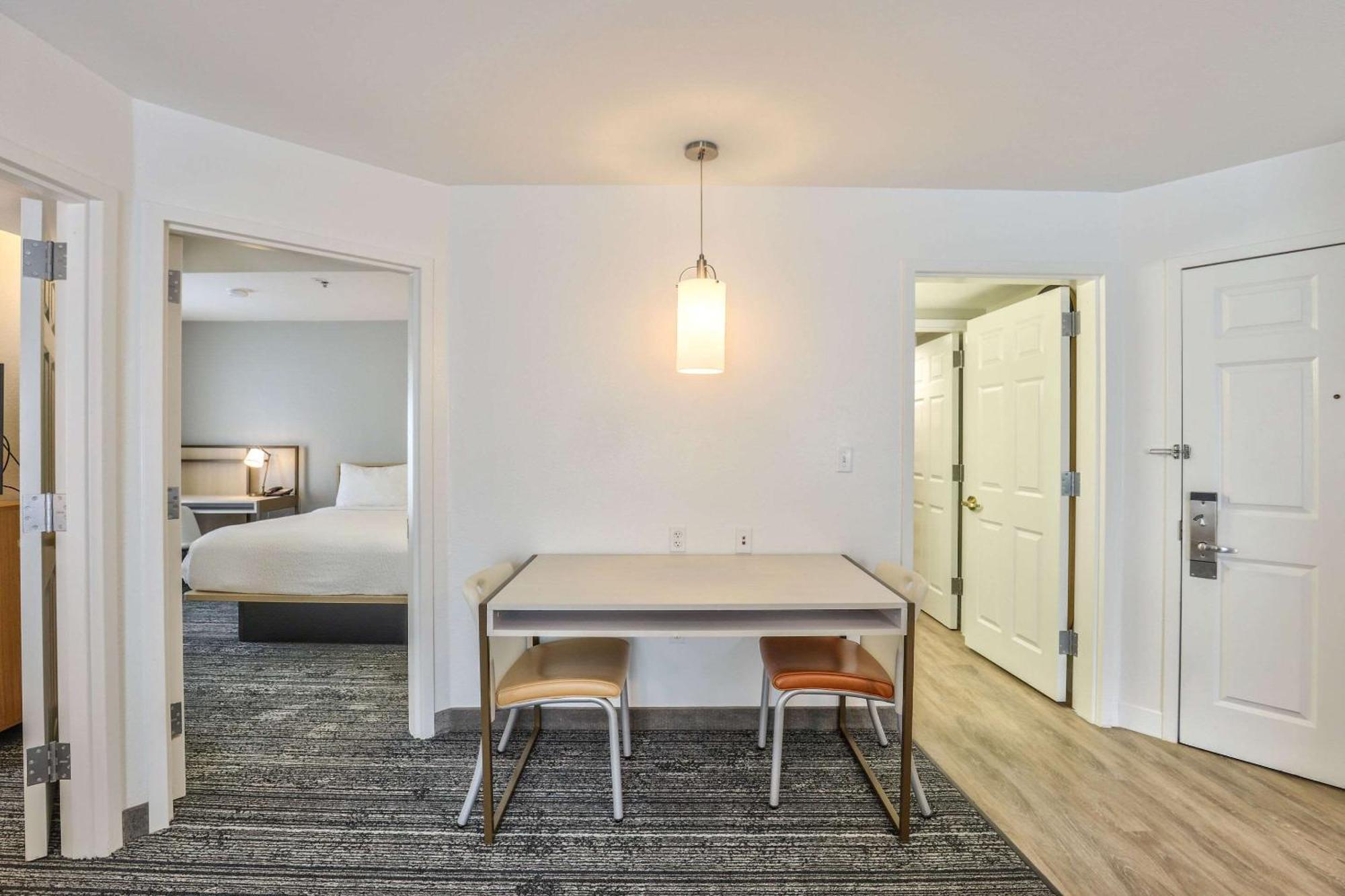 Alluxsuites At 1876, Ascend Hotel Collection Tallahassee Luaran gambar